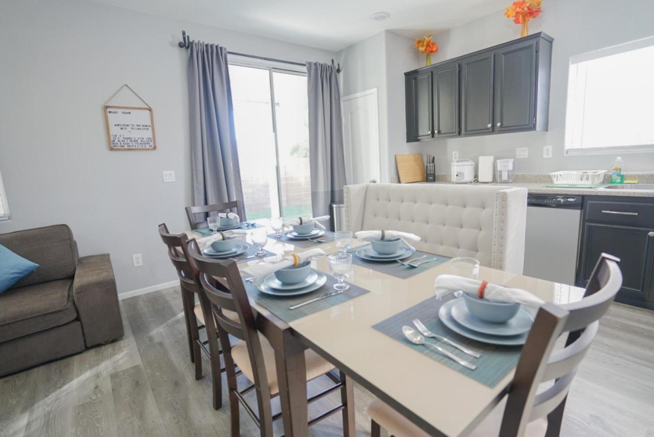Ultra Modern Las Vegas Home 20min From The Strip Exterior foto